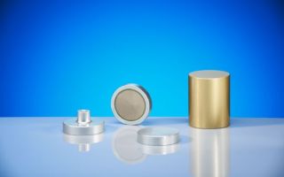 Samarium Cobalt Magnets (SmCo): תכונות, מאפיינים, ייצור ויישומים. שימושי לחשמלאי: הנדסת חשמל ואלקטרוניקה