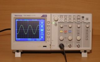 Główne parametry prądu przemiennego: okres, częstotliwość, faza, amplituda, oscylacje harmoniczne «Przydatne dla elektryka: elektrotechnika i elektronika