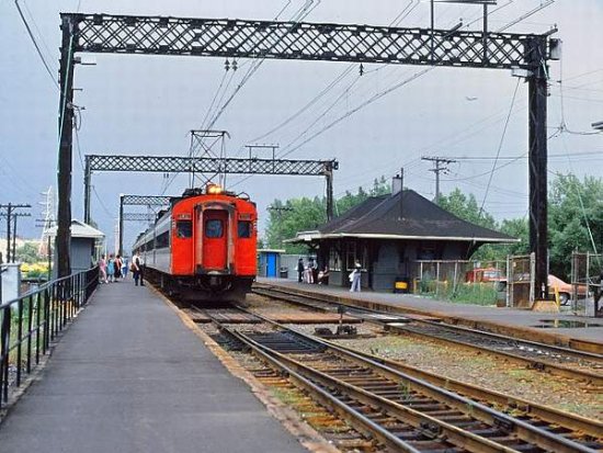 קווי רכבת מחושמלים